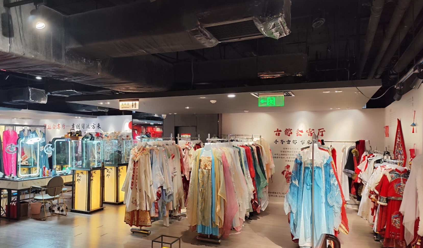 汉服馆驻店造型师的日常工作与接单技巧-第1张图片-西安古风妆造指南