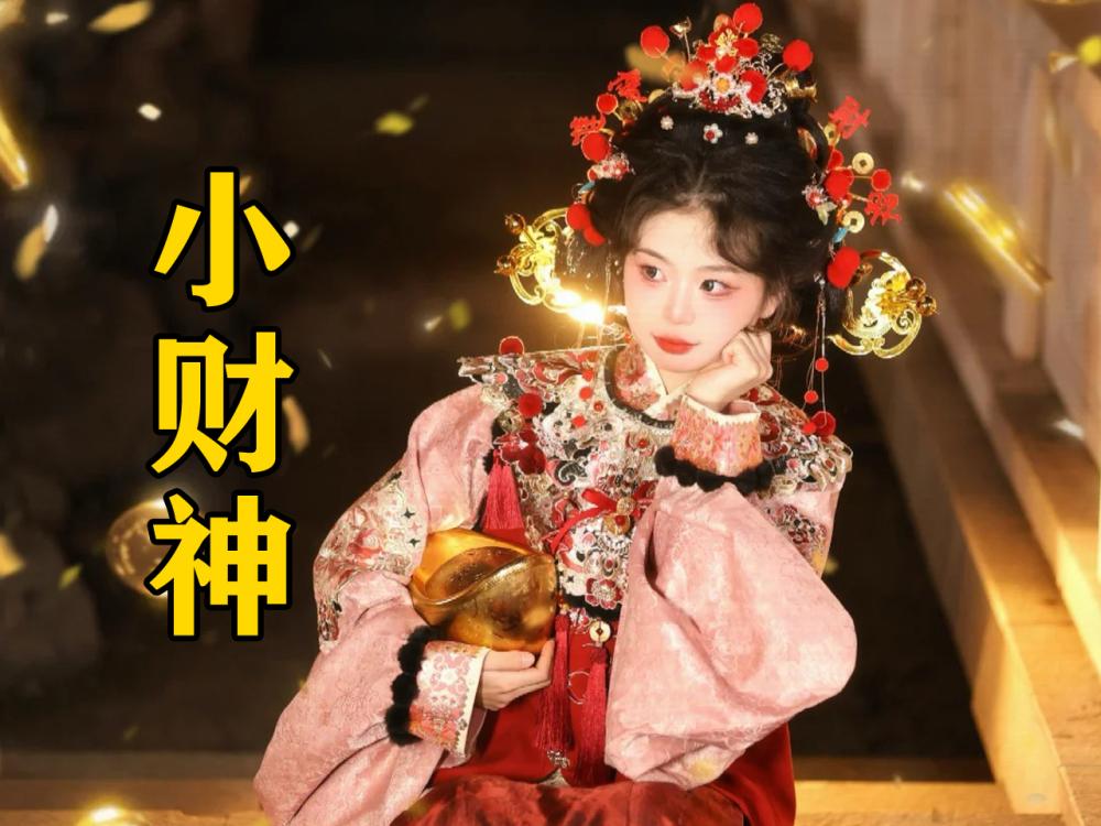 夜景汉服打卡实拍