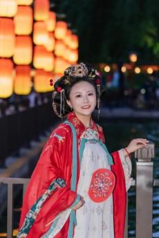 大唐汉服妆造参考图西安,3个造型灵感+避坑指南 大唐汉服妆造参考图西安,3个造型灵感+避坑指南