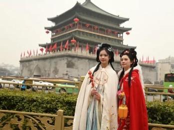 西安钟楼街汉服妆造情侣攻略，3个搭配+避坑