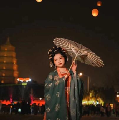西安国庆中性风汉服妆造怎么玩?这份攻略帮你安排 西安国庆中性风汉服妆造怎么玩?这份攻略帮你安排
