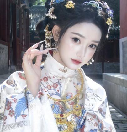 西安妆造汉服妩媚店在哪?这份找店攻略帮你挑对 西安妆造汉服妩媚店在哪?这份找店攻略帮你挑对