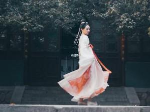 西安古装汉服妆造手势舞,这3招新手也能拍出韵味 西安古装汉服妆造手势舞,这3招新手也能拍出韵味