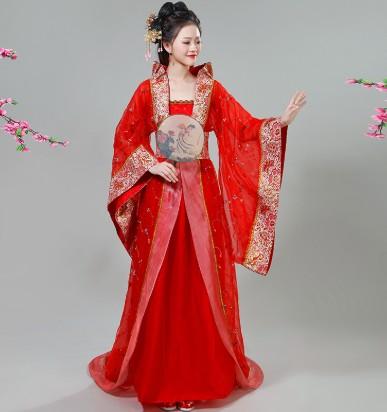 西安男生化女妆汉服妆造,这3招让你自然又出片 西安男生化女妆汉服妆造,这3招让你自然又出片