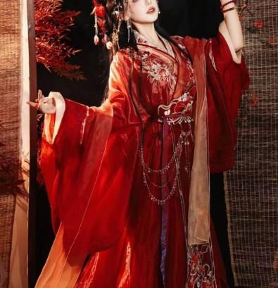 西安未央区汉服妆造虞姬，这份攻略帮你扮出神韵