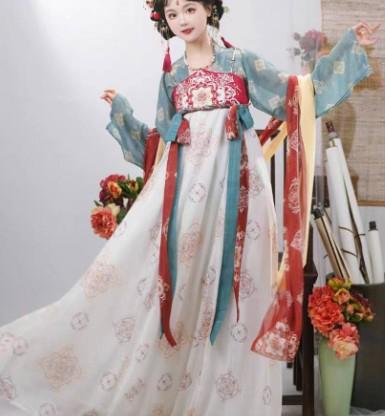 西安汉服120斤妆造怎么选?显瘦款挑这3种 西安汉服120斤妆造怎么选?显瘦款挑这3种