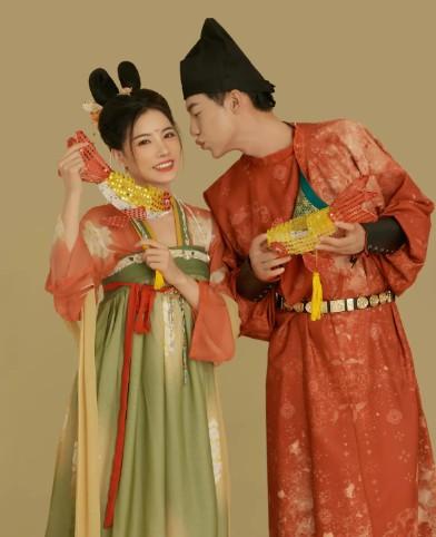情侣西安汉服妆造小唐风多少钱?怎么选才稳 情侣西安汉服妆造小唐风多少钱?怎么选才稳
